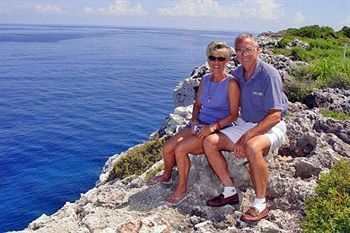 Brac Reef Beach Hotel 3*